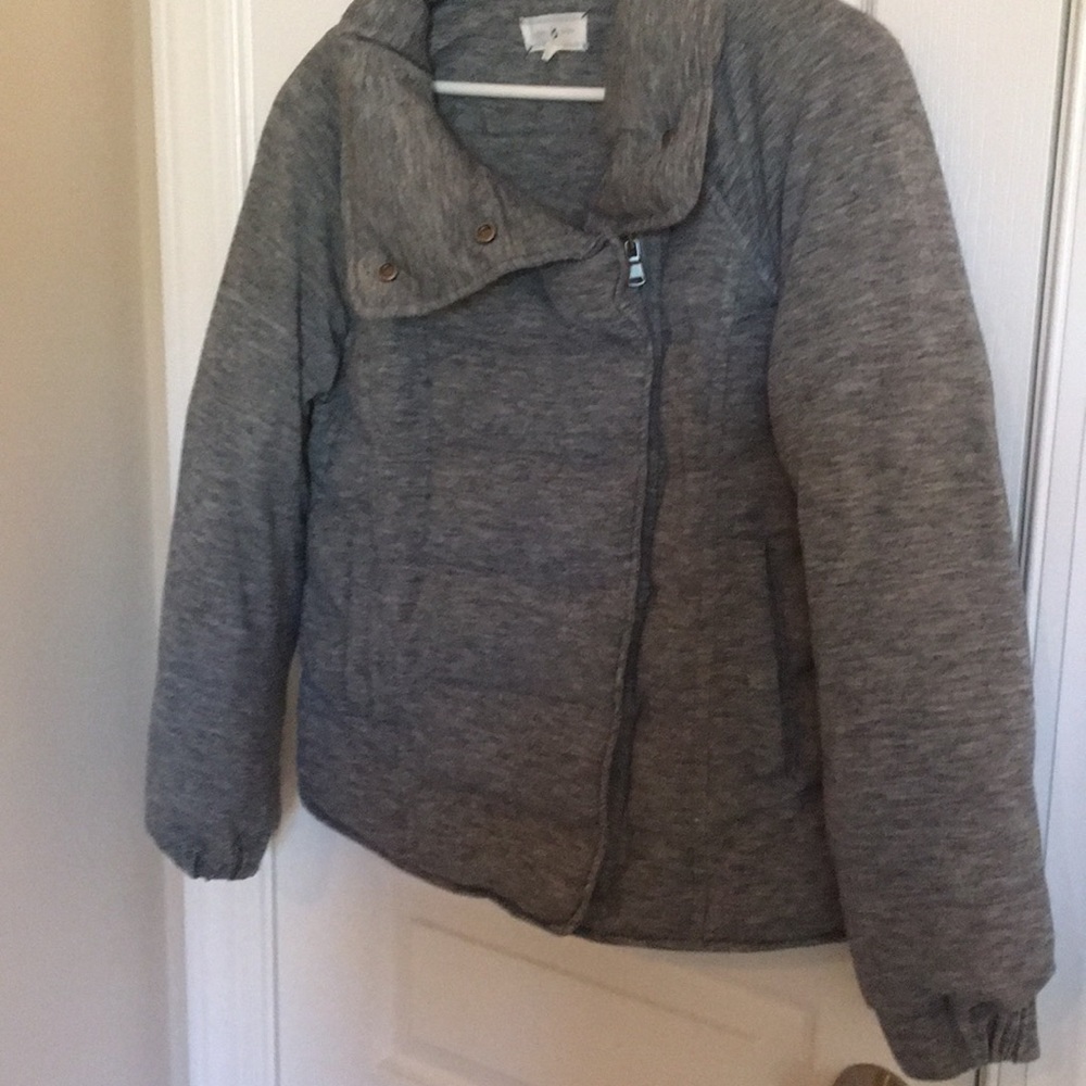 Sporty puffer coat light and great for travel!